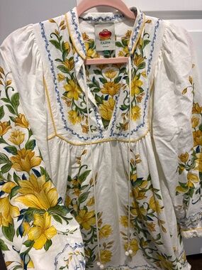 Farm Rio Lemon Dress size Sm (runs large)
